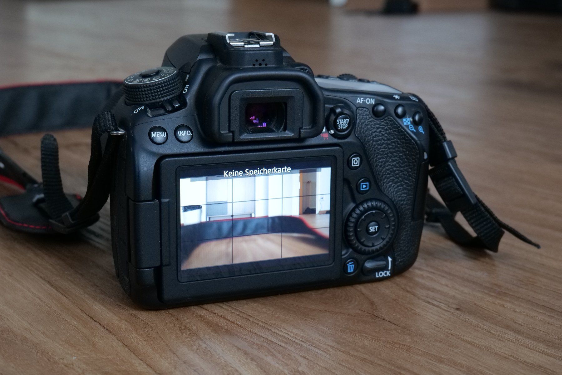 Canon Fotocamera: Canon EOS 80D mit Zubehör und top Objektiv – Usato da Unterkulm venduto da nmz 6
