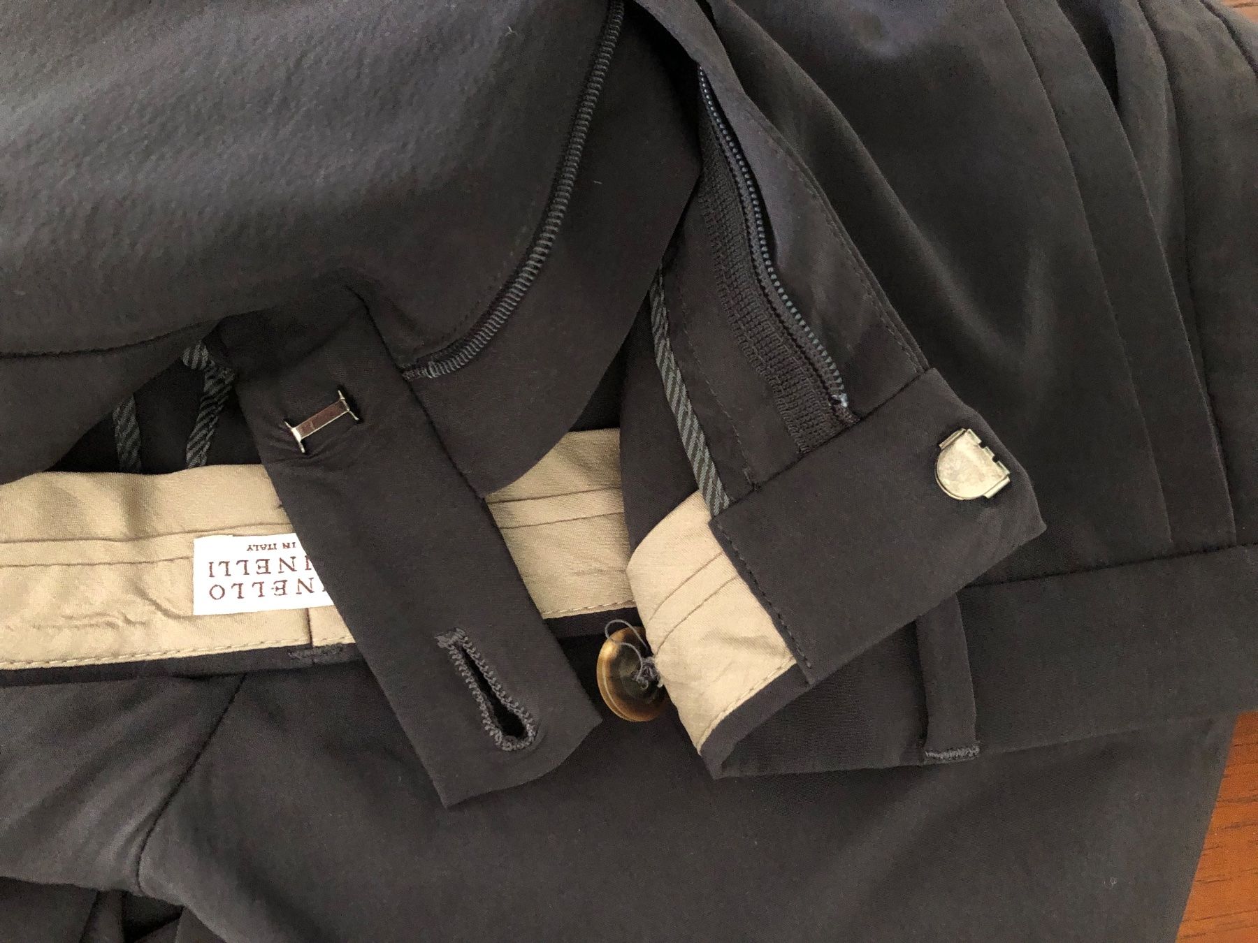 Brunello Cucinelli Hosen: Brunello Cucinelli Hose aus Seide – Gebraucht aus Basel von Kalleskaviar 3