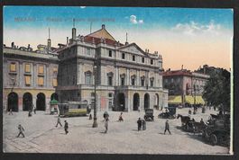 Milano Piazza e Teatro della Scala