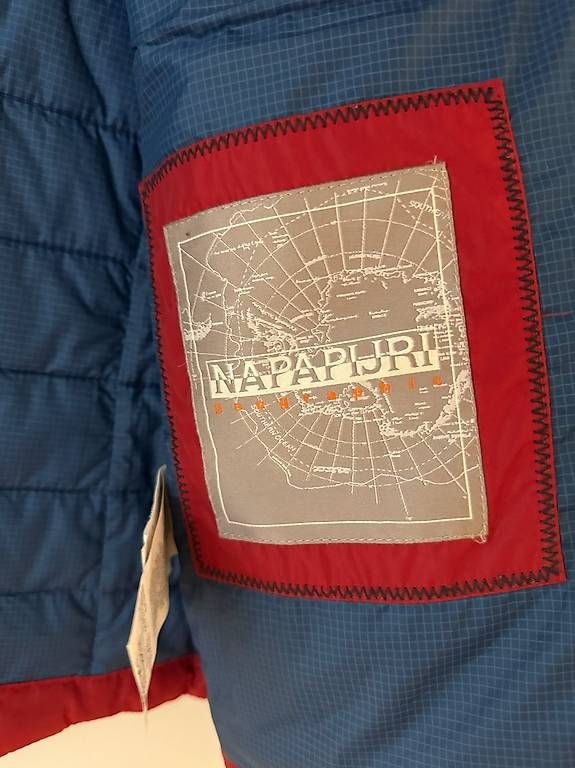 Vestes: Napapijri Jacke Gross S – D'occasion à Luzern par Jdasilva 1