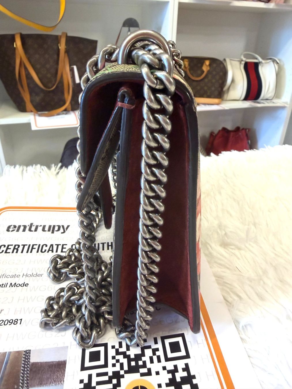 Taschen für Damen: Gucci Dionysus Blooms – Gebraucht aus Yverdon-les-Bains von hug_dmv5 7
