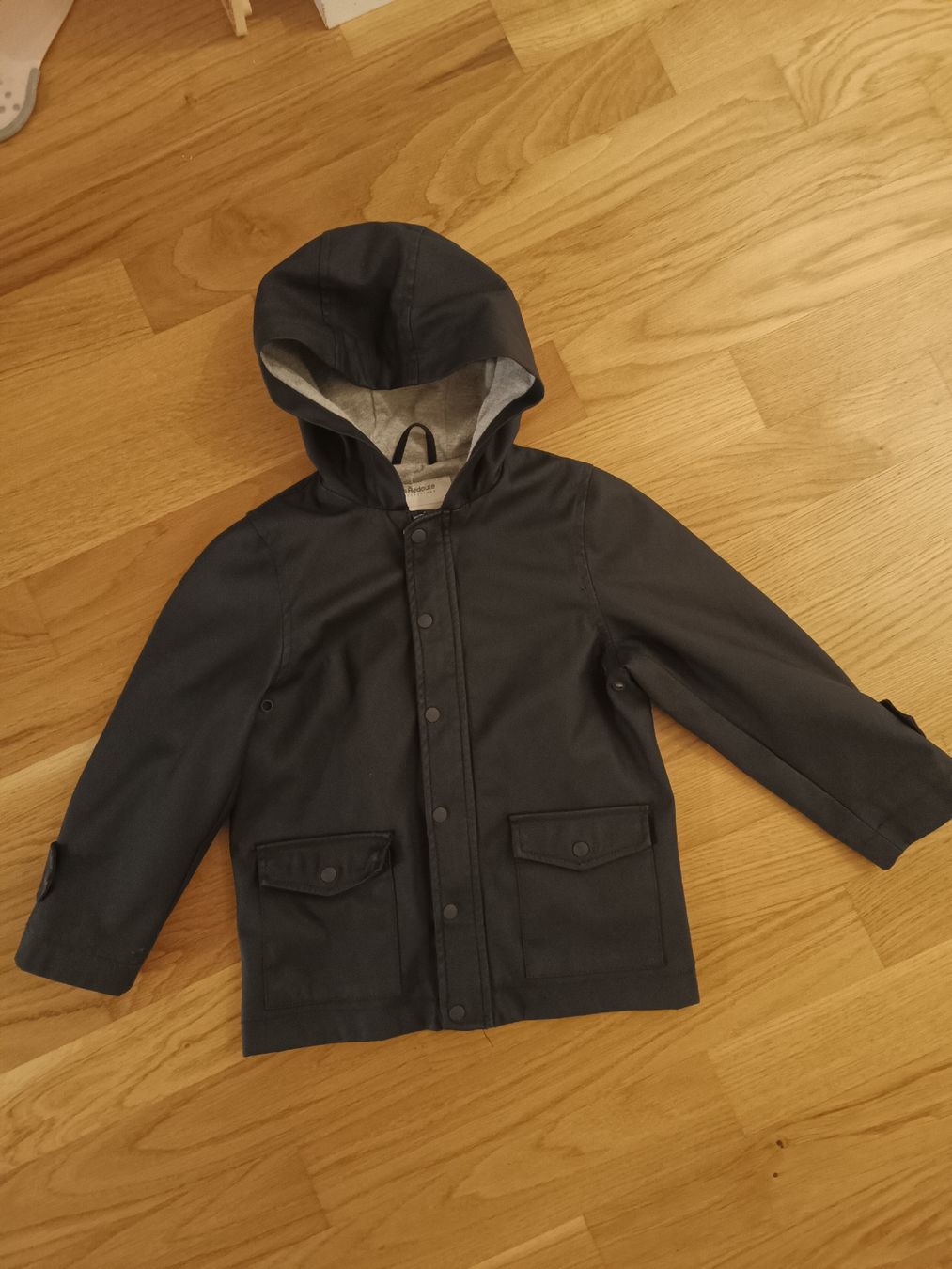 Jacken & Mäntel: Regenjacke 110 – Gebraucht aus Muri AG von Mupuputs