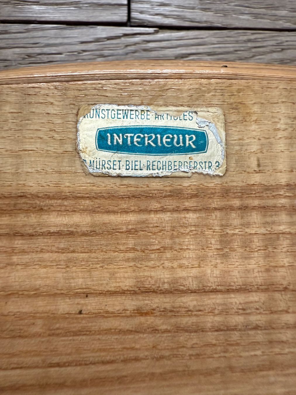 Piatti di portata: Midcentury Teaktablett mit Schilfrand – Usato da Luzern venduto da Mamutpe 2
