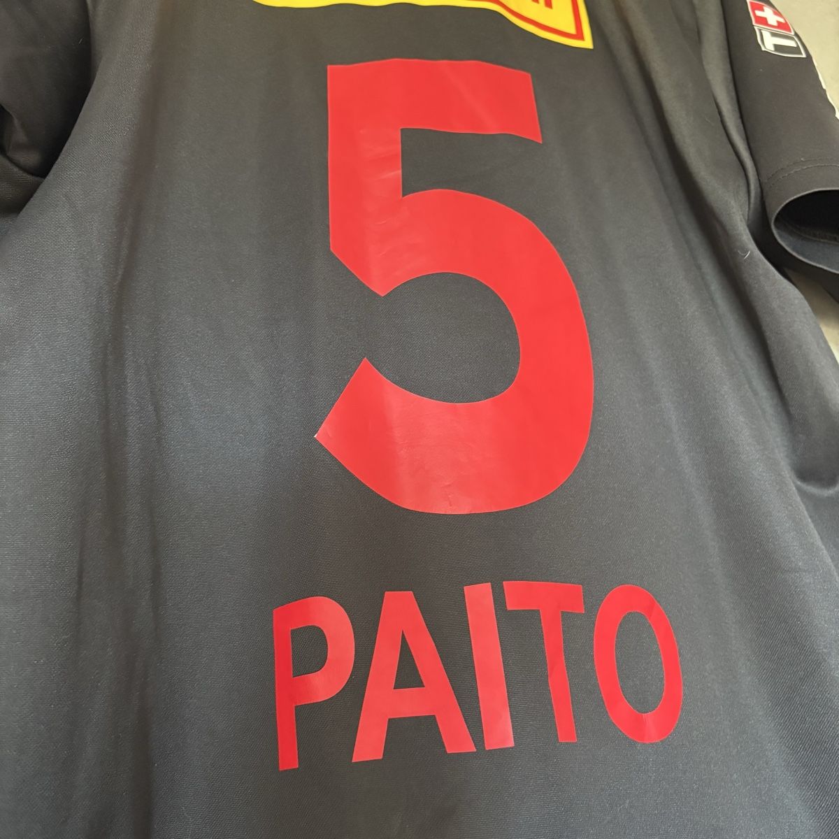 Umbro Canottiere & Pantaloni: Neuchatel Xamax Trikot Umbro Paito – Usato da Winterthur venduto da LaBodega 7