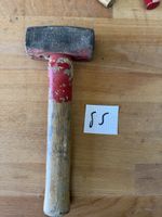 Hammer Fäustel mit Holzstiel guter Zustand ab CHF 1.-