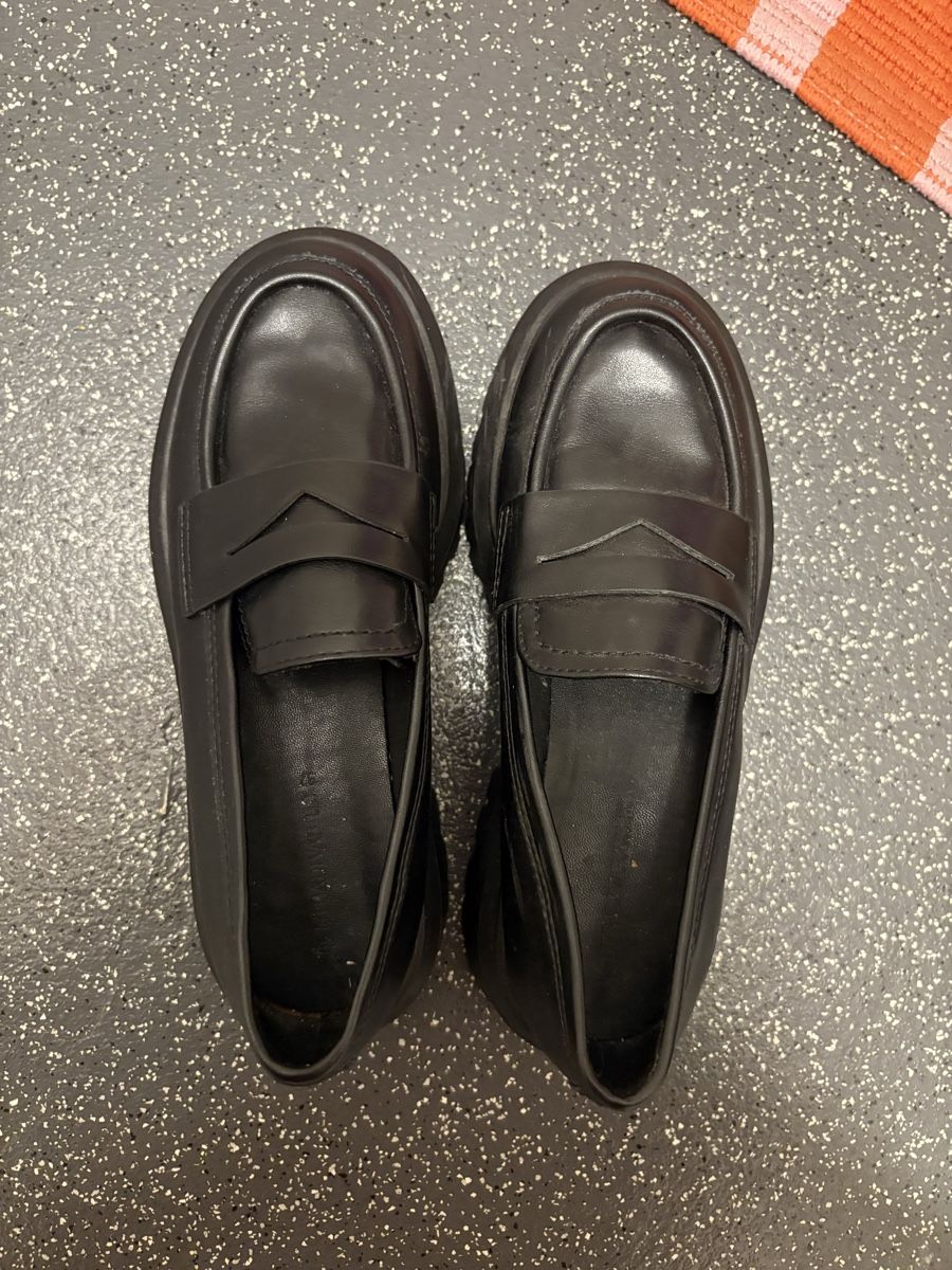 Stradivarius Scarpe da donna: Stradivarius Loafer schwarz Gr. 37 – Nuovo (secondo la descrizione) da St. Gallen venduto da niciper 1