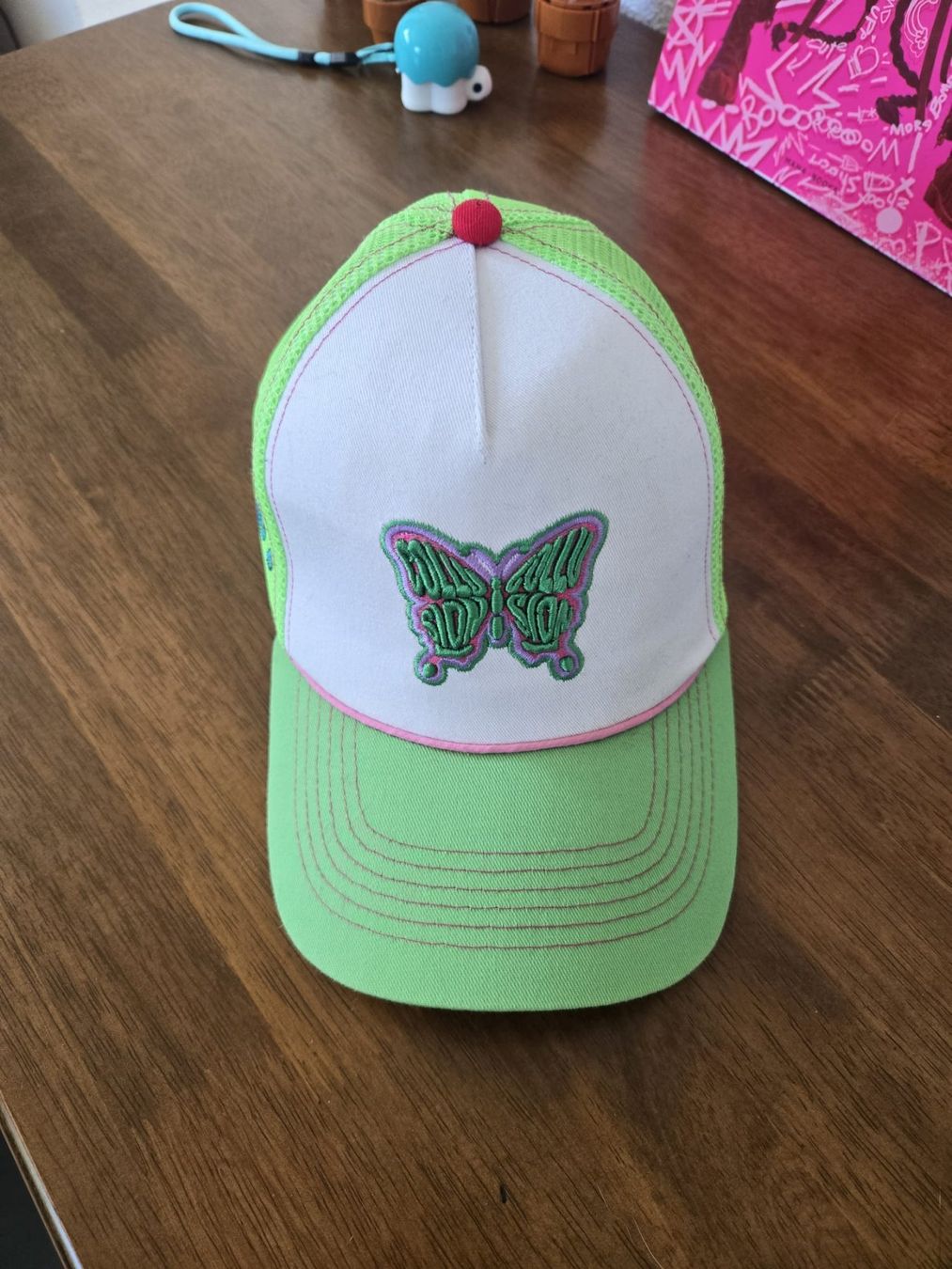 Copricapi, berretti & cappellini: Casquette Trucker Verte et Blanche – Usato da Neuchâtel venduto da ces_9prj 1
