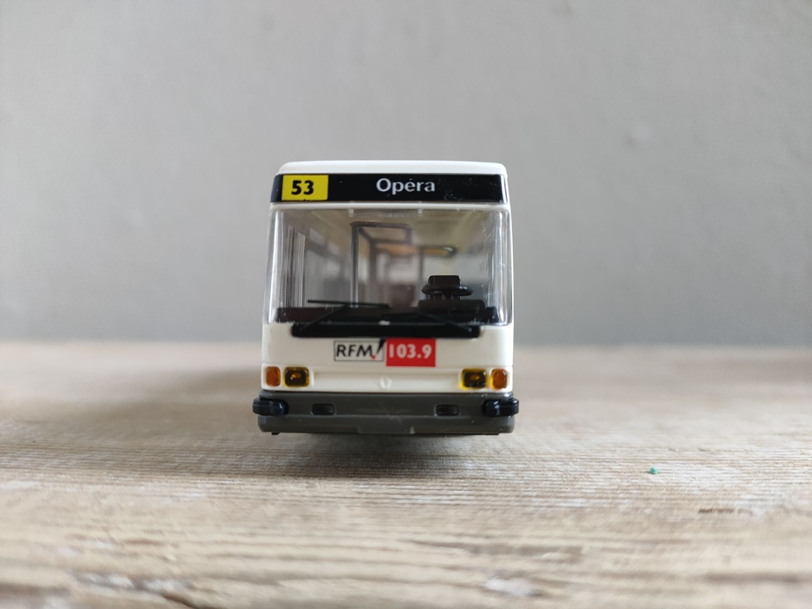 Busch Modellini d'auto: Busch Bus Paris – Usato da Burgdorf venduto da bri5 4