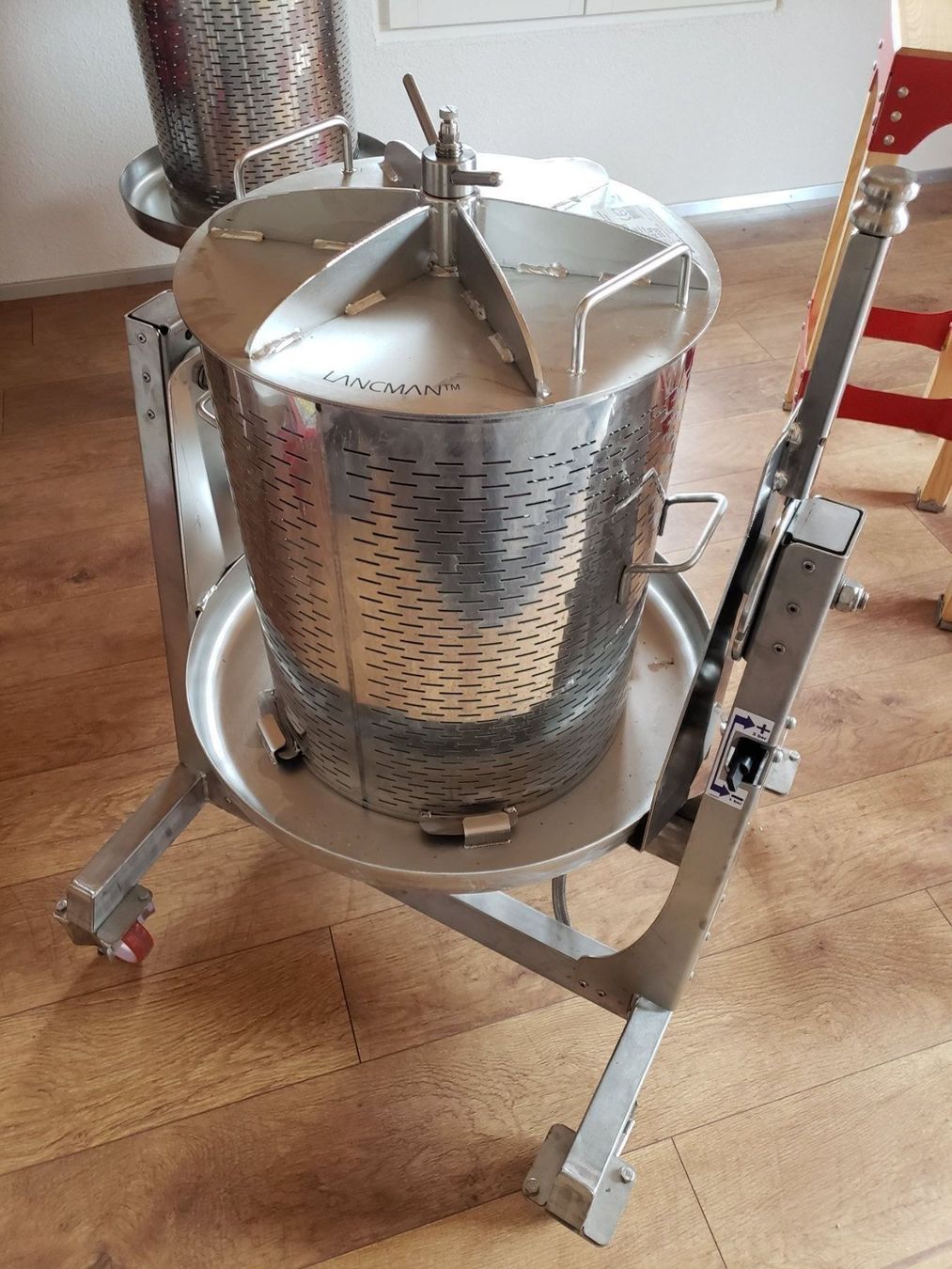 Alle Maschinen: Obstpresse Hydropresse Lancman Vspix 55 – Gebraucht aus Lengnau AG von Baldi73 1