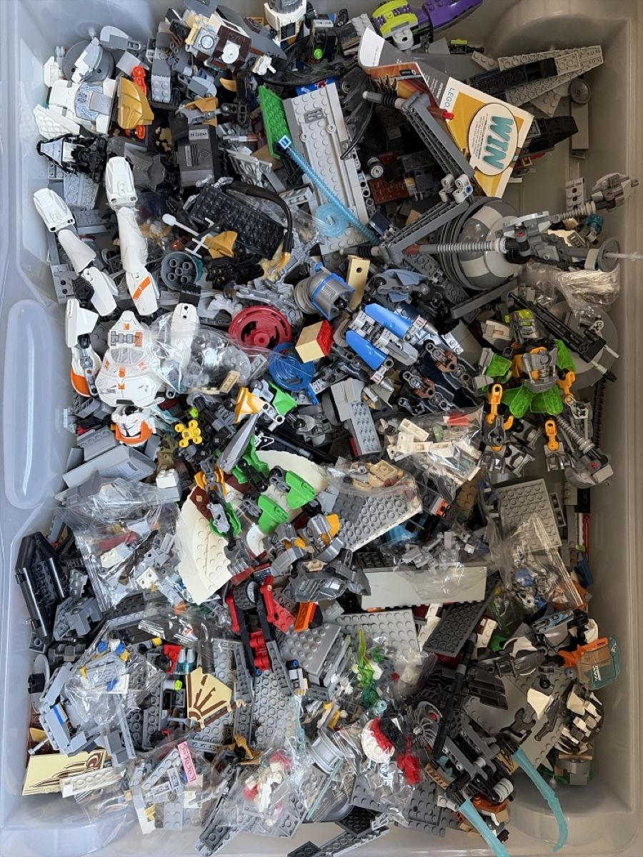 Lego Kit di costruzioni: Lego Konvolut Star Wars Sammlung .  – Usato da Wängi venduto da Tesimo 2