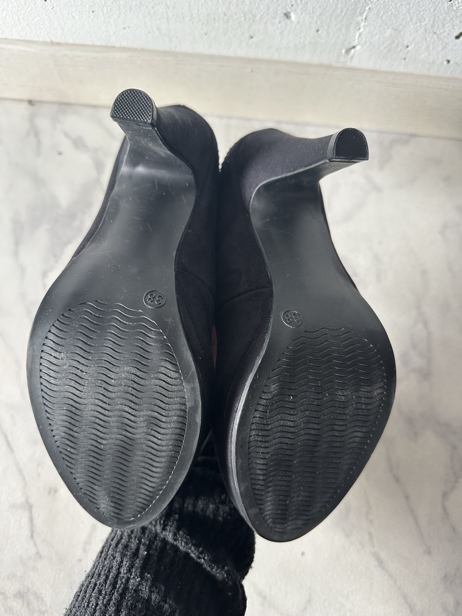 Damenschuhe: Elegante schwarze Pumps, Grösse 38 – Gebraucht aus Goldau von Henggi88 5