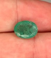 Ab 1 Fr. - 2.89 ct Smaragd mit Zertifikat