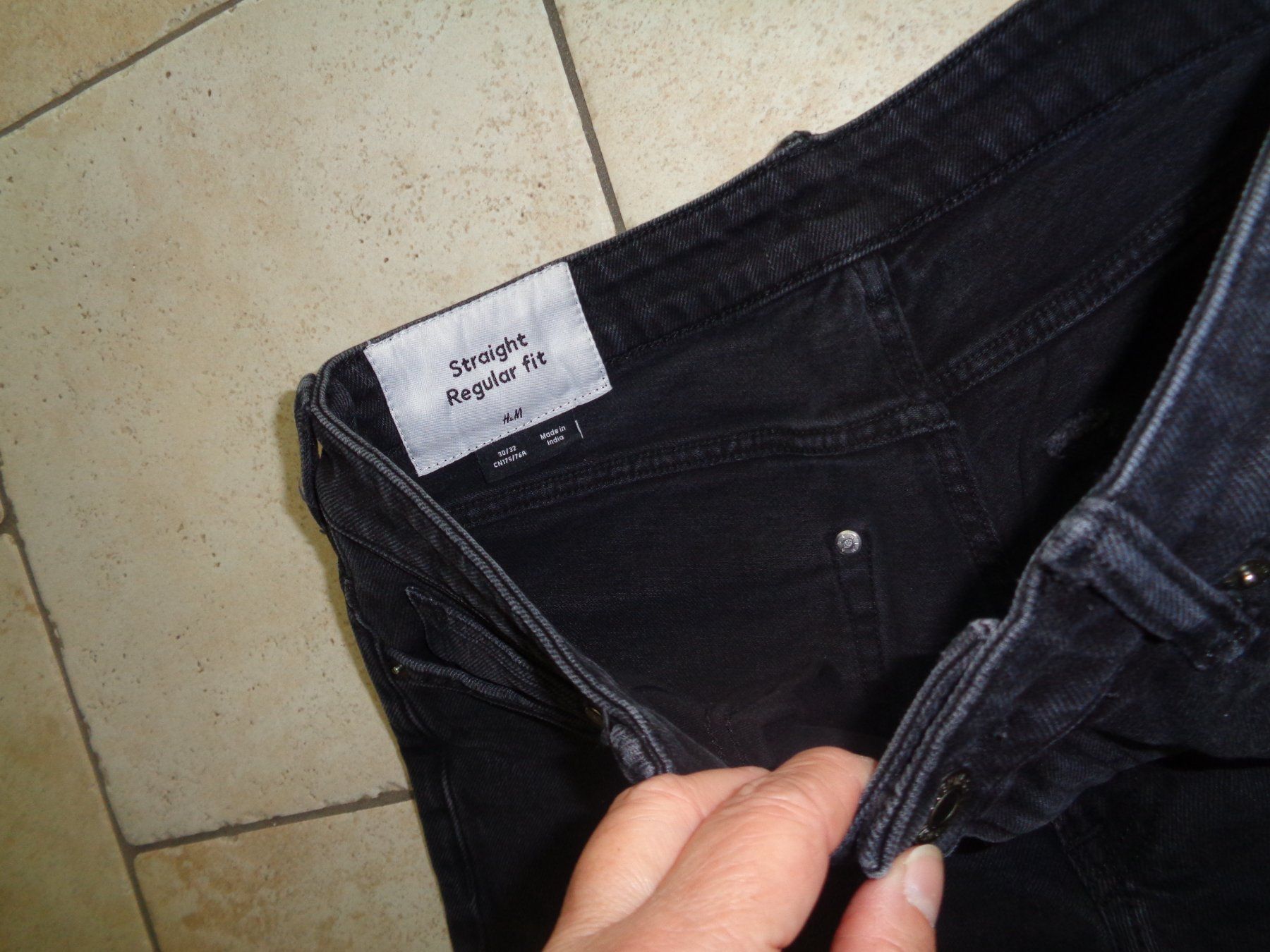 H&M Jeans: Jeans  H&M  Grösse 30/32 – Usato da Kreuzlingen venduto da Robi-2003 2
