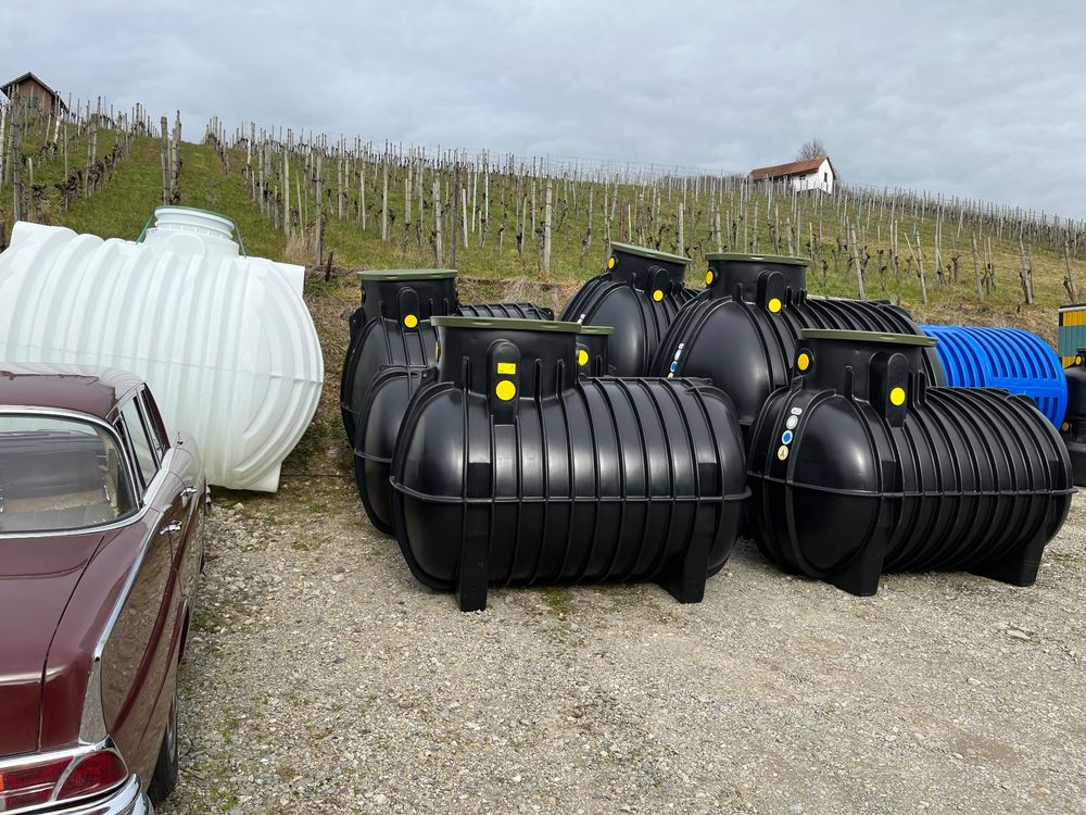 Wassertank (Neu (gemäss Beschreibung)) in waltalingen für CHF 1850 ...