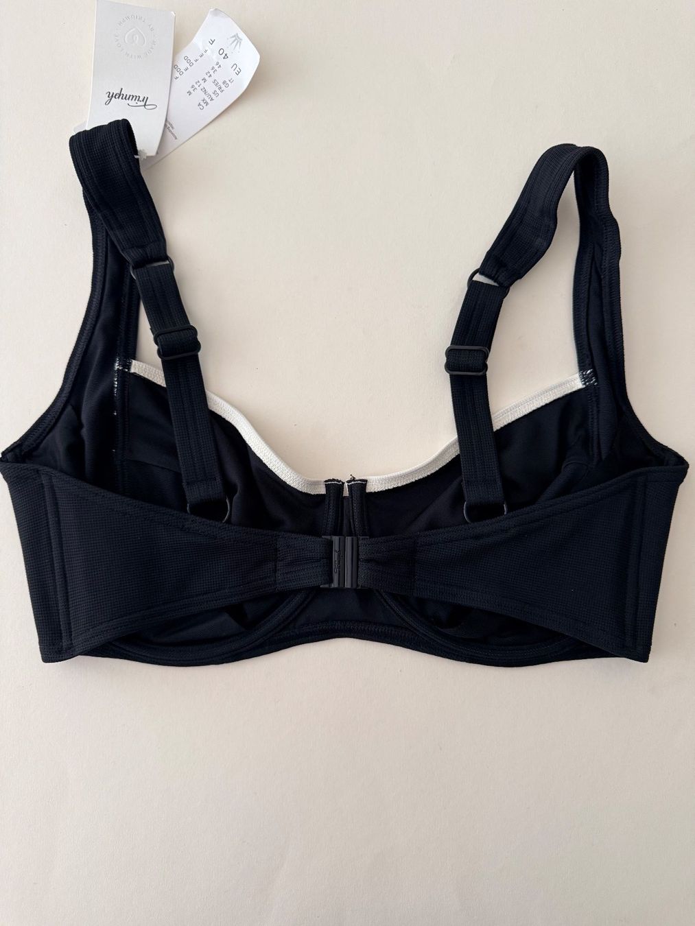 Triumph Costumi da bagno & Bikini: TRIUMPH, Bikini-Top SUMMER GLOW, Grösse 40F, Farbe Schwarz – Nuovo e nell'imballaggio originale da Rudolfstetten venduto da gst_g7xl 2