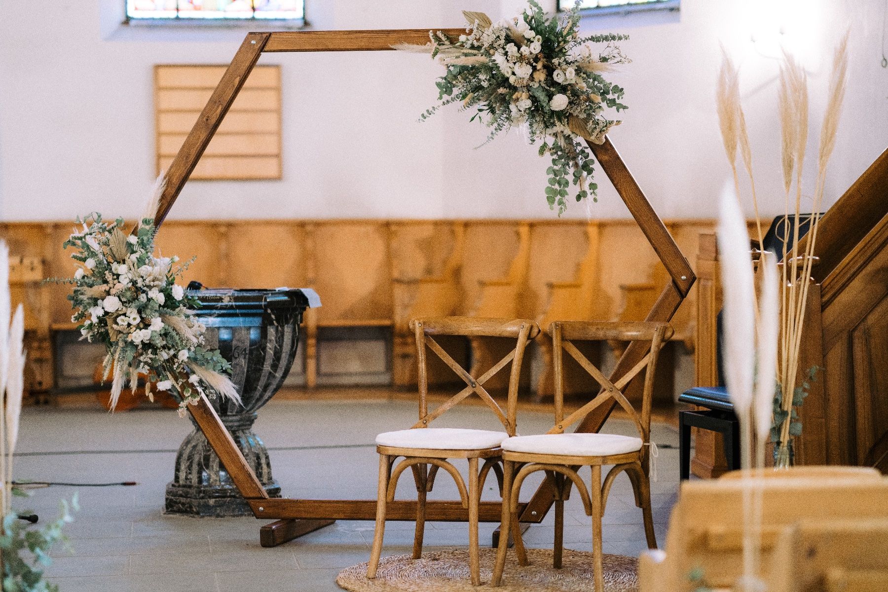 Tutte le decorazioni: Traubogen zu vermieten – Usato da Frutigen venduto da ElianeJandl