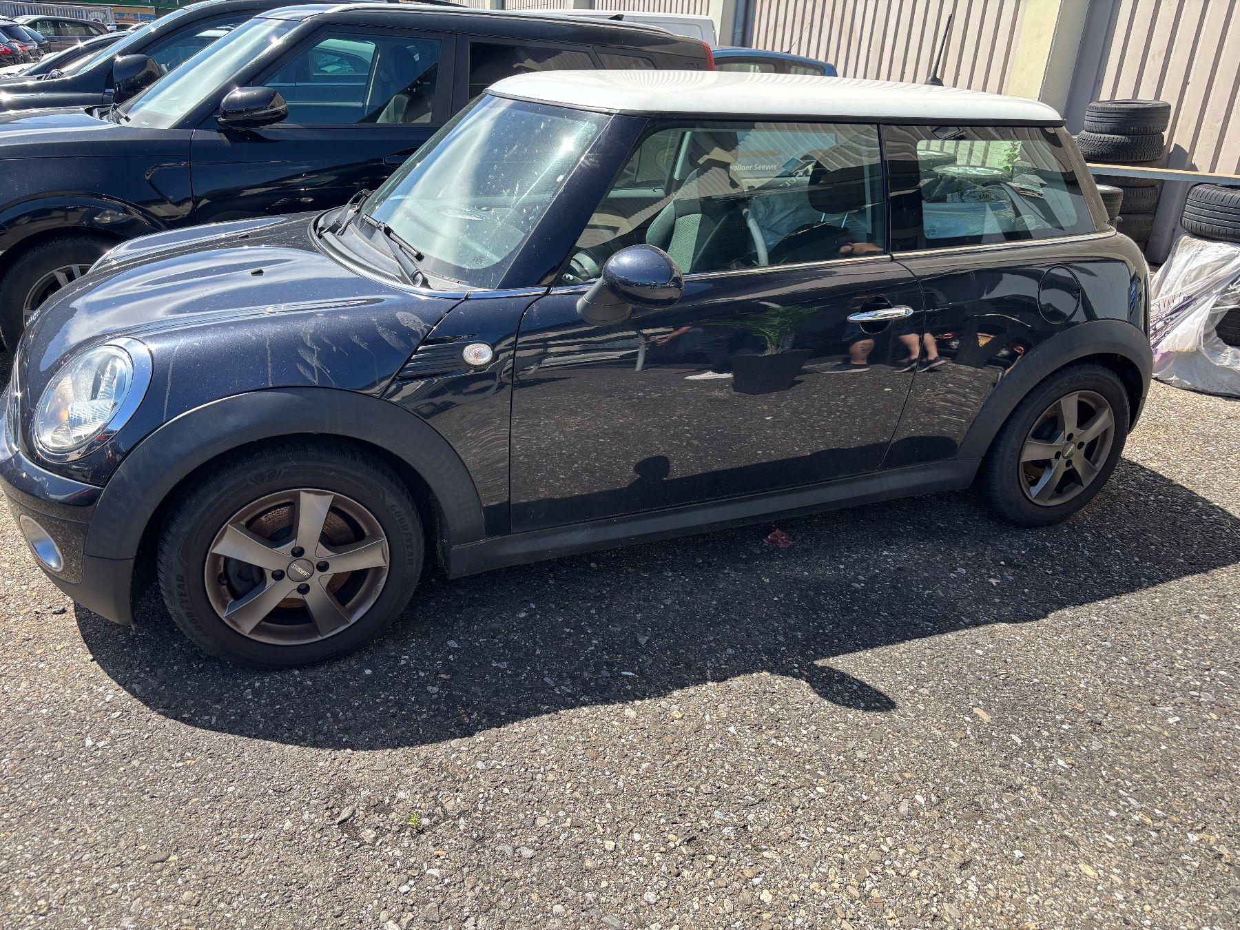 Mini Autos: Mini Cooper 1.6 Benziner Handschaltung – Gebraucht aus Eschen von kingkong010 1