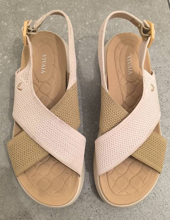 Scarpe da donna: VIVAIA Sandalen. Größe 40.5. – Usato da Pully venduto da vir_58dk