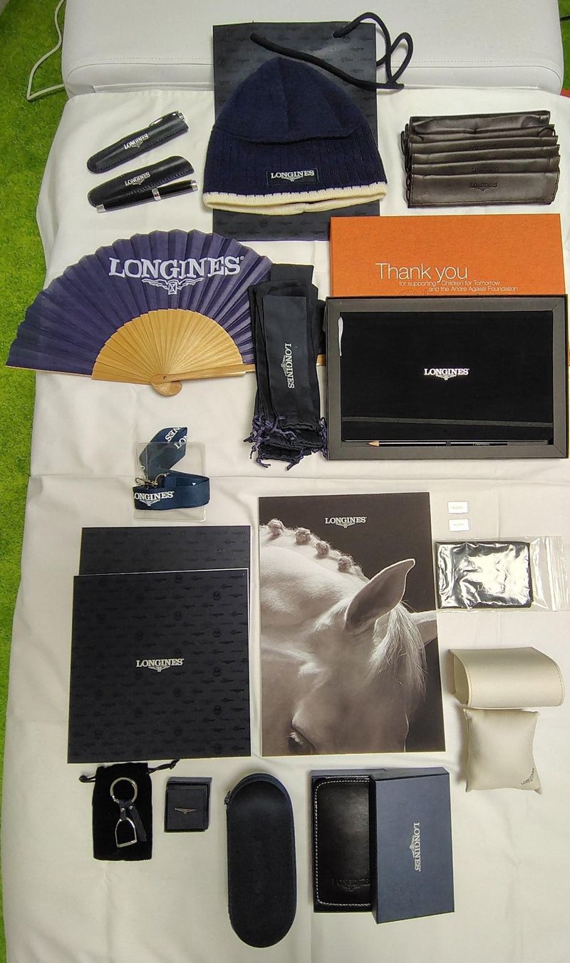 Uhren: Longines, articles publicitaires – Neu und originalverpackt aus Péry von Sodubavallon