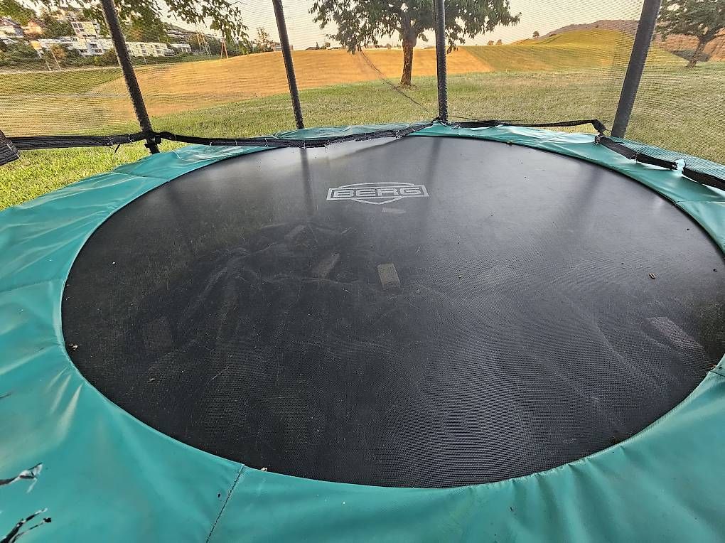 Trampoline: Berg Trampolin – Gebraucht aus Menzingen von sarhub 2