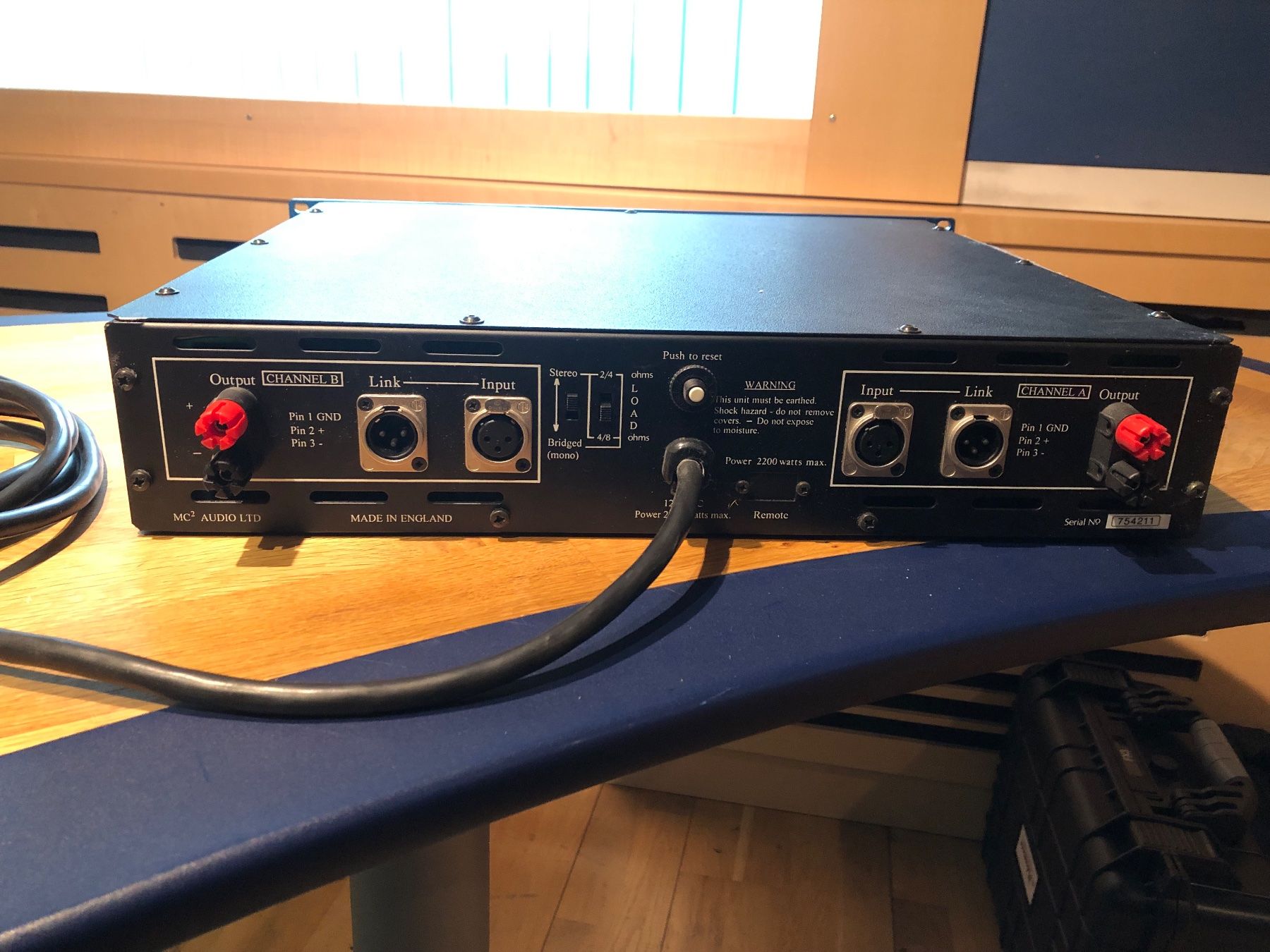 Amplificatori: Quested AP-800 Amp (120V) – Usato da Winterthur venduto da Hardstudios 2