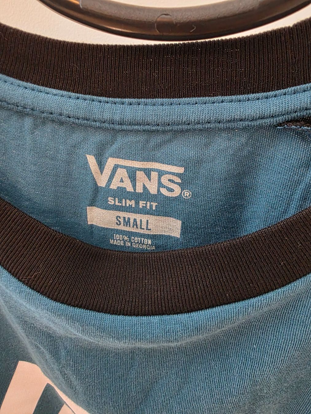 Vans T-shirt: Langarmshirt Vans – Usato da Rothenfluh venduto da sel_j856 2
