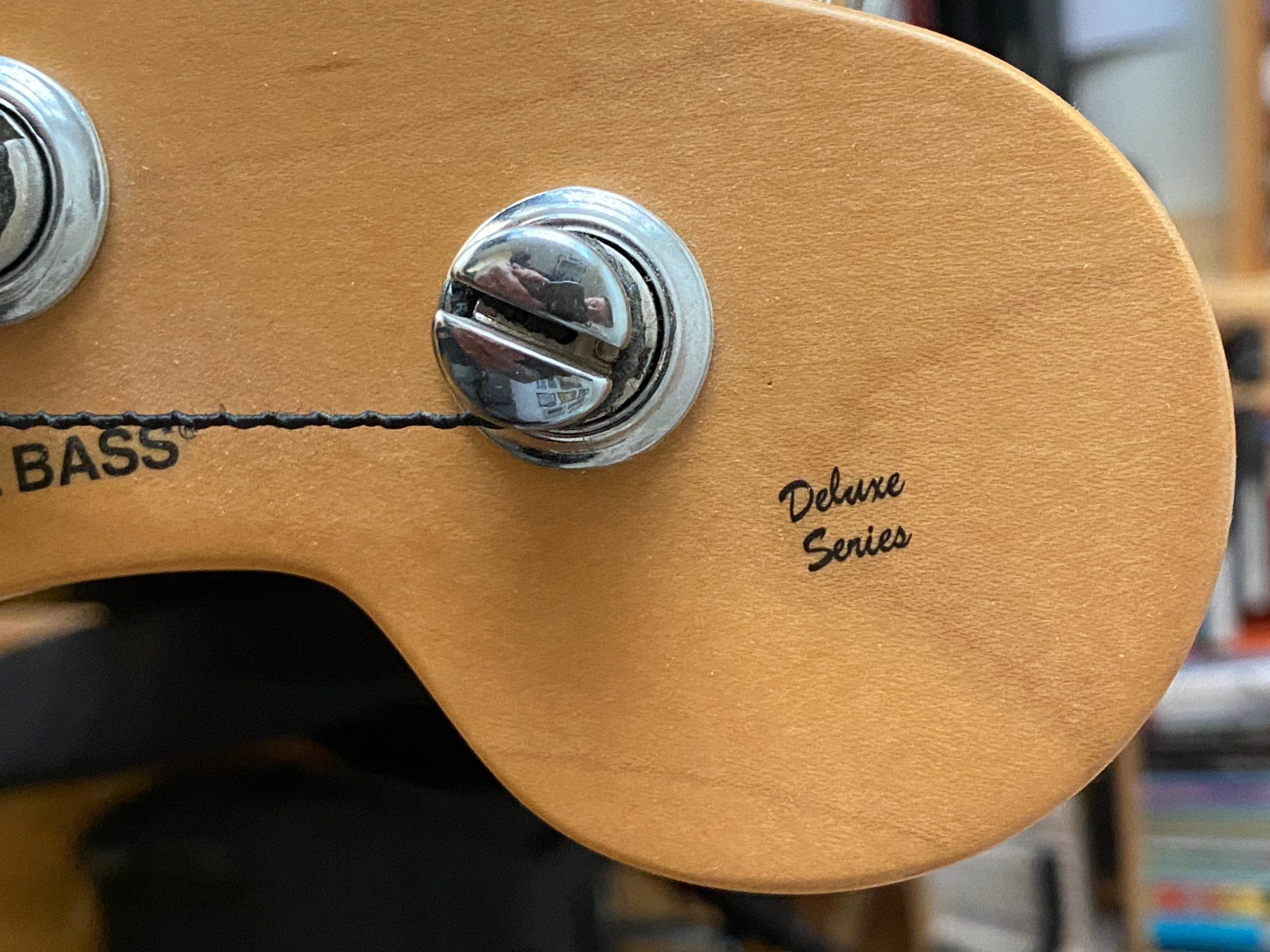 Fender Strumenti musicali: Fender JAZZ BASS DELUXE Series – Usato da Fribourg venduto da ale_y8gz 7