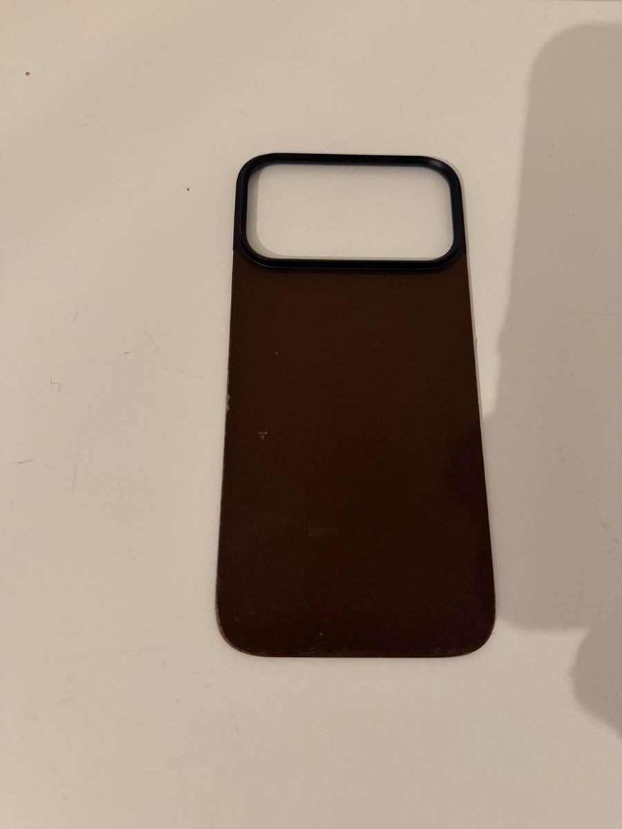 Cover & Protezioni schermo: Coque Nomad iphone 17/18 pro max – Usato da Bernex venduto da pre_hbr2 2