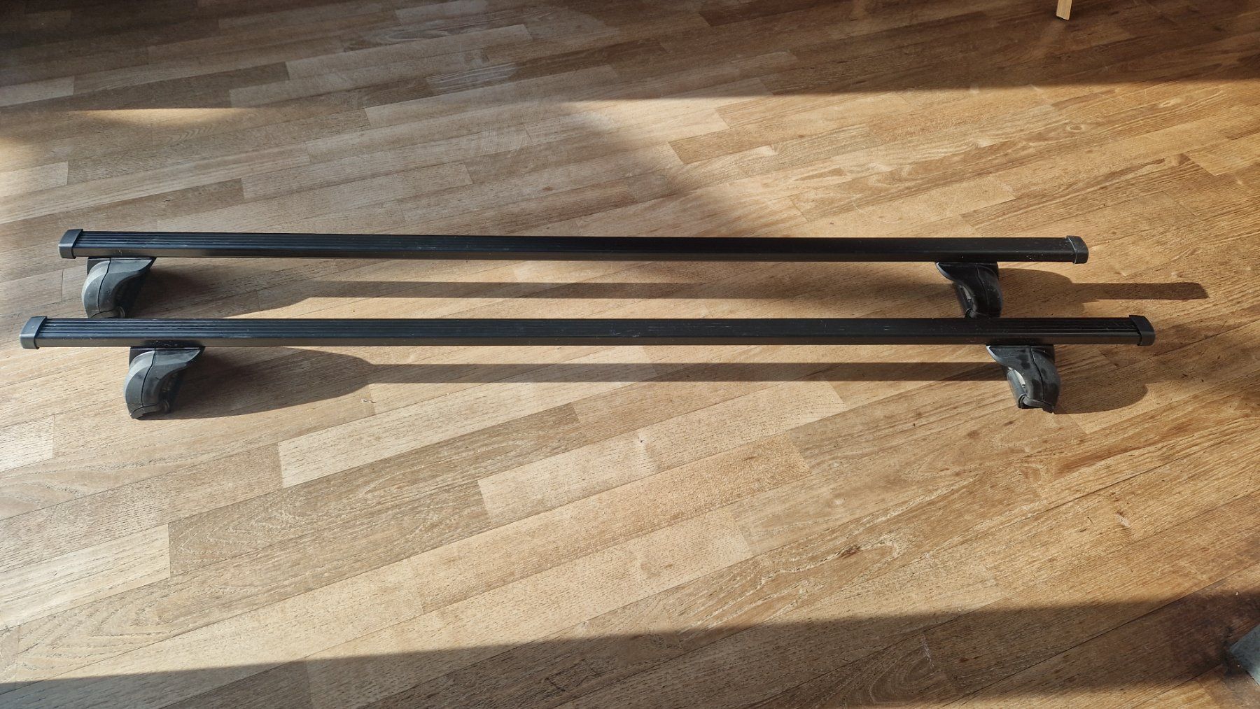 Thule Portapacchi: Premium Dachträgersystem Thule WingBar Edge 95 cm – Usato da Widnau venduto da and_j8d2