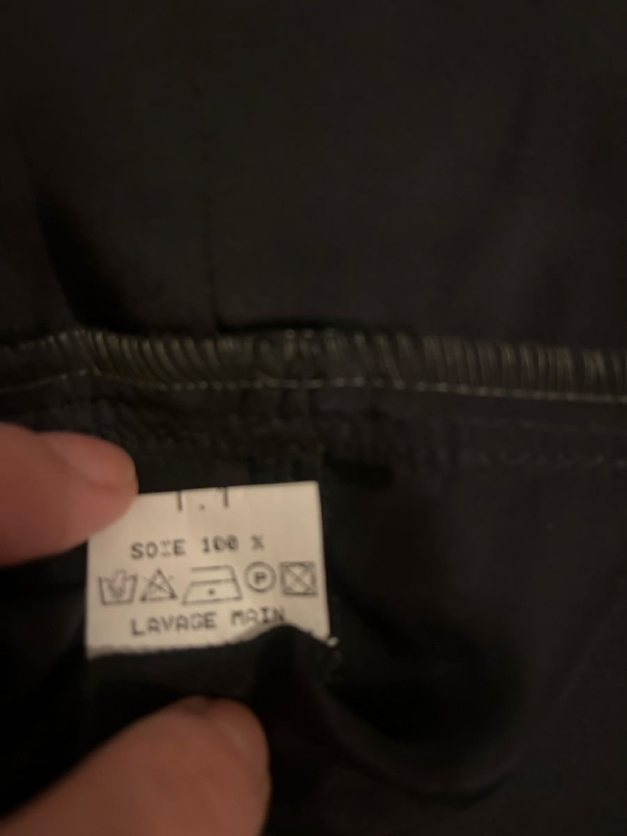 Sandro Vestiti: Sandro Seidenkleid, Schwarz, Grösse XS – Nuovo (secondo la descrizione) da Derendingen venduto da CaMiPa5 4