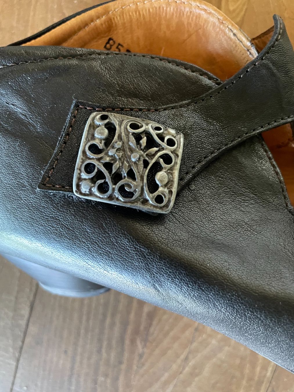 Think Scarpe da donna: Lederhalbschuh von Think! Gr. 38.5 – Usato da Rütihof venduto da solombra 2