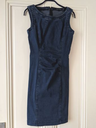 LUISA CERANO : Elégante robe en jean 34-36