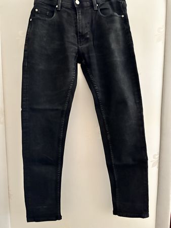 Zara Hose im Jeansstil, Schwarz, Größe M gutem Zustand