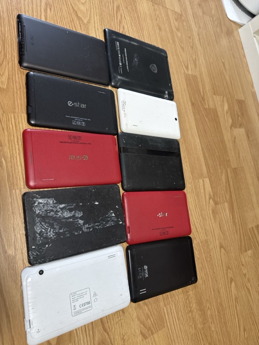 Tablet PC: 10 Tablet Mix different sizes  – Difettoso da Riehen venduto da Top-Quality 6