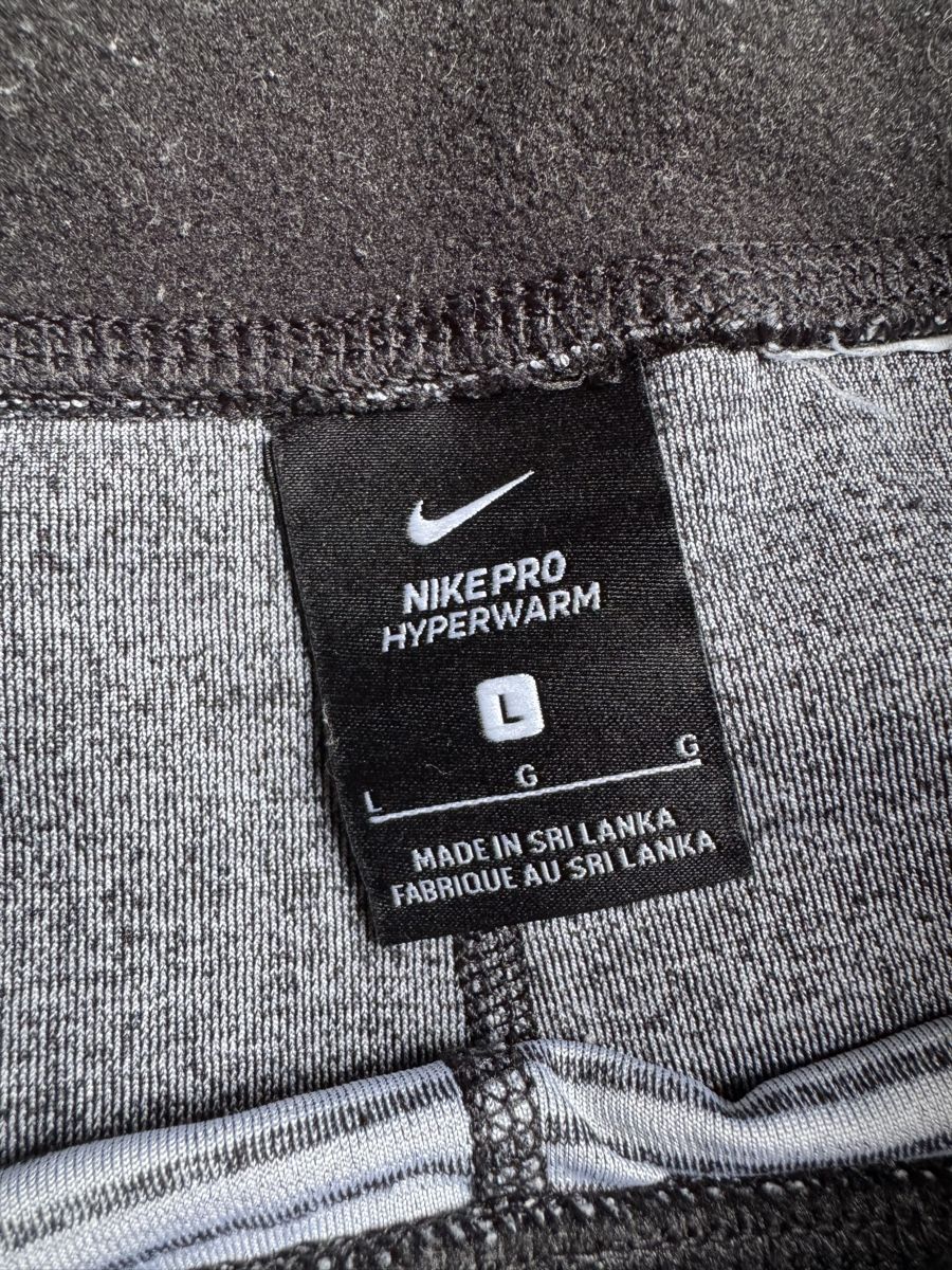 Nike Leggings: Nike Pro Hyperwarm Thermo Leggings, Grösse L – Usato da Bassersdorf venduto da Sonja103 1