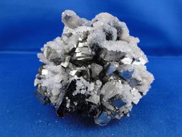 Arsenopyrit mit Sphalerit und Calcit