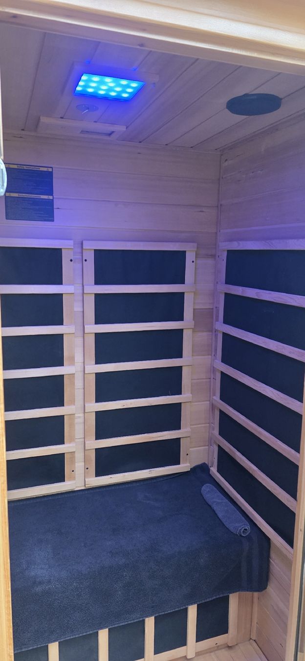 Sauna & Accessori: Infrarot Sauna, Lichttheraphie – Usato da Kaufdorf venduto da Nati-Nati 6