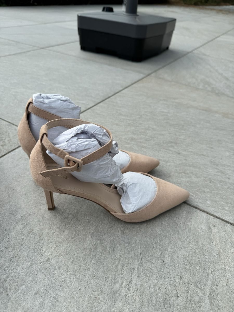Mango Damenschuhe: Escarpins Mango beige – Gebraucht aus Gland von cam_5z9v 3
