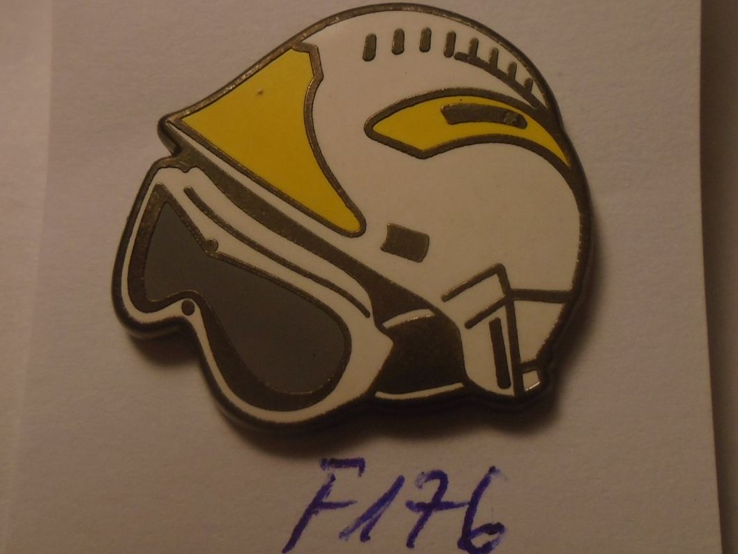 Plaquettes & Badges: 1 Helm Pin (F176) – D'occasion à Winterthur par Beli2000