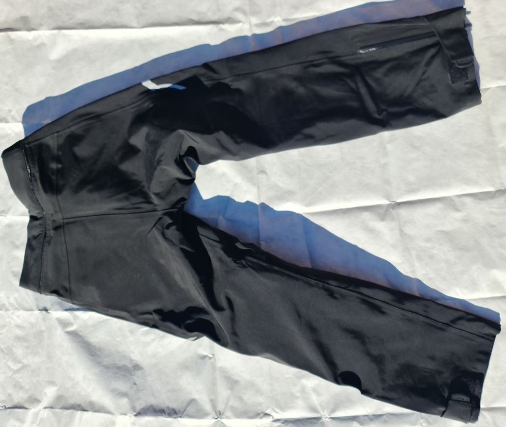 BMW Hosen: Motorradhose BMW TourShell Grösse 56 – Gebraucht aus Lützelflüh-Goldb von fap_9phy 1