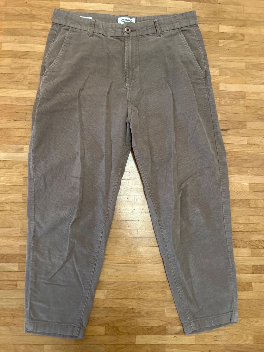 Jack & Jones Pantaloni: Chinohose Cord Jack & Jones – Usato da Winterthur venduto da Guizza93