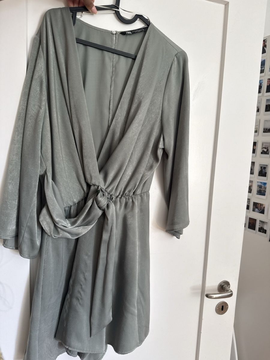 Zara Tute: Zara Olive Green Jumsuit, Size XL – Usato da Schlieren venduto da _Meenu