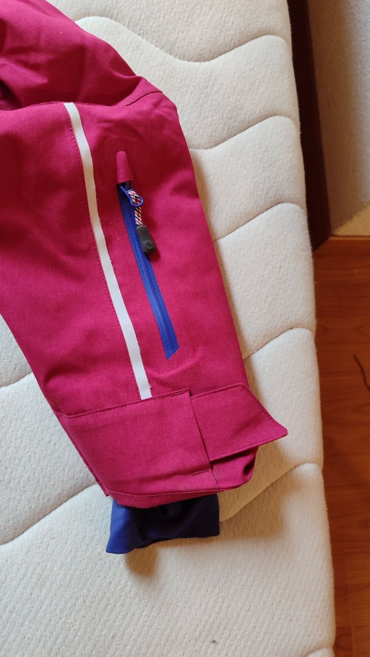 Trevolution Giacche: Winterjacke, Skijacke, Schneejacke, Gr. S – Nuovo (secondo la descrizione) da Brüttisellen venduto da nic_xm7s 2