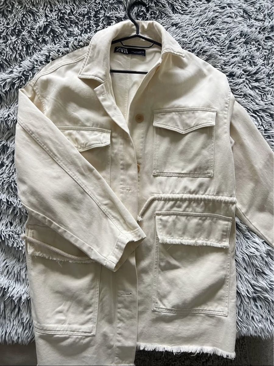 Zara Giacche: Jeansjacke Zara – Nuovo (secondo la descrizione) da Schlieren venduto da kam_85ky