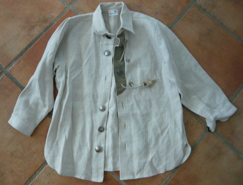 Hemden, T-Shirts & Polos: Trachten-Hemd, Lein, Gr 6-8 J. – Gebraucht aus Ruggell von Btt 1