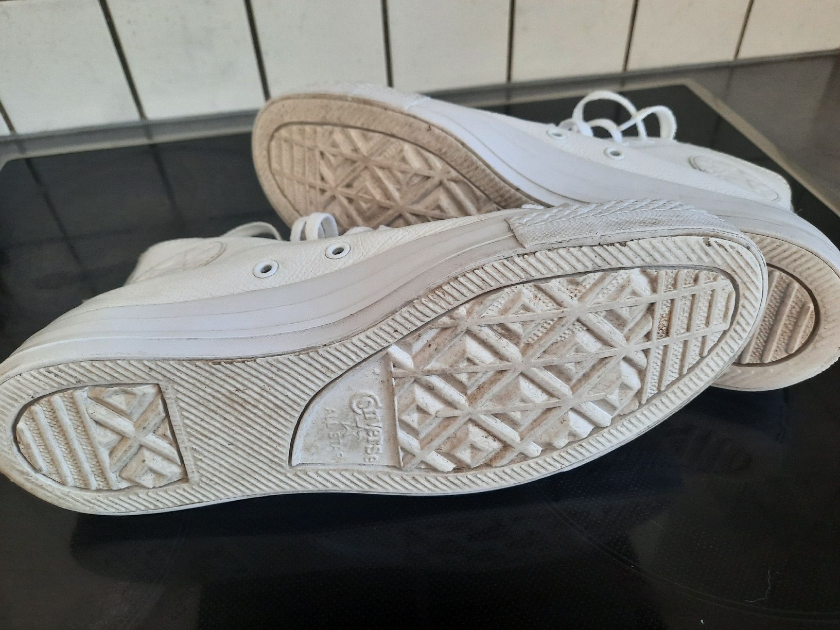 Converse Chaussures hommes: CONVERSE,  – D'occasion à Le Locle par marylise01 2