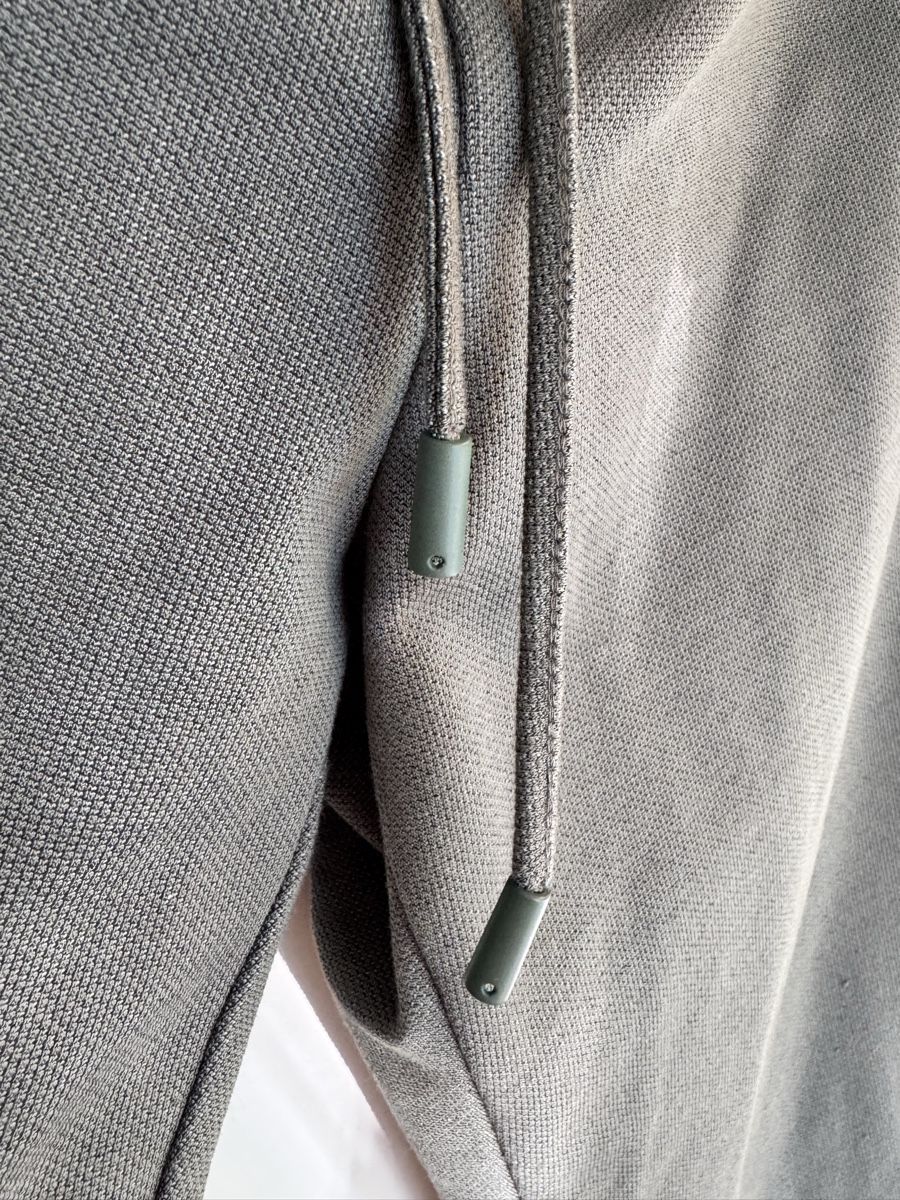 Zara Pantaloni: Sportliche graue Hose – Nuovo (secondo la descrizione) da zürich venduto da Bailey17 3