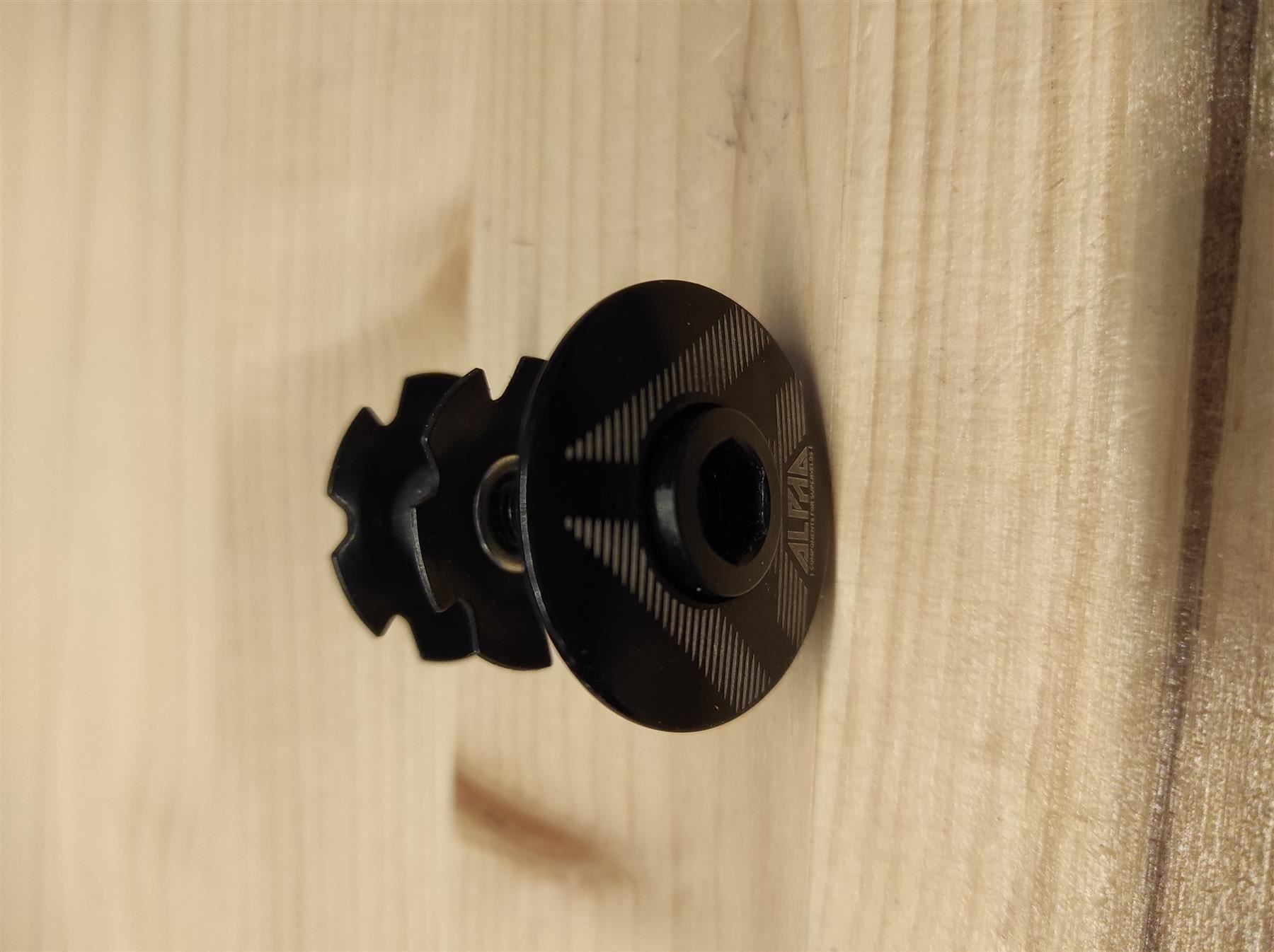 Pezzi di ricambio: RIDE ALPHA Headset Krallenset 1 1/8 – Nuovo (secondo la descrizione) da Beckenried venduto da SCHEMA79