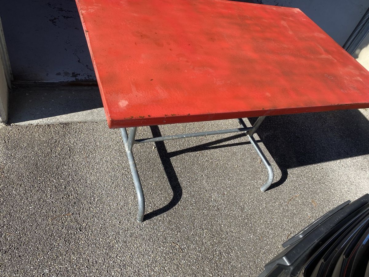 Tavoli: Schöner alter Blechtisch 70/80 Style  – Usato da Mosnang venduto da Goldwasser 5