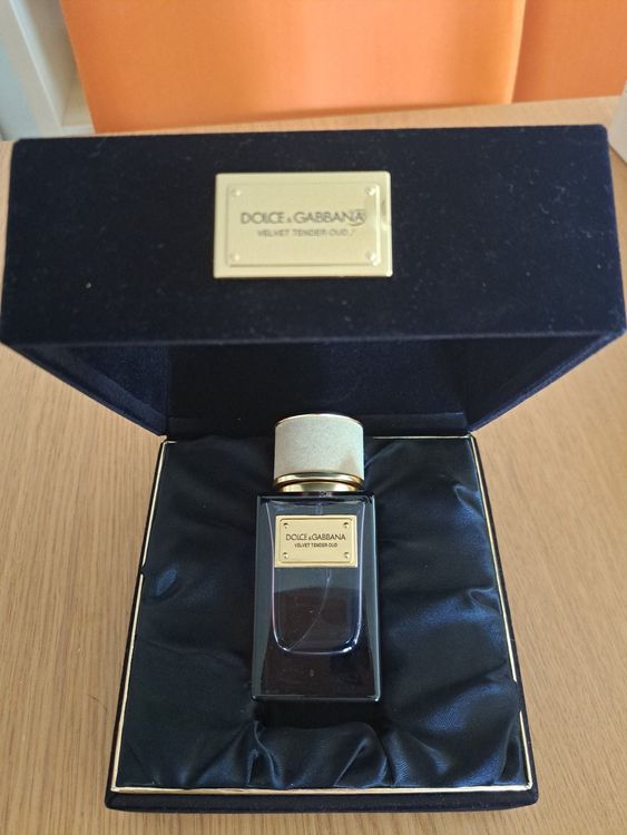 Niche Parfüm Velvet Tender Oud von Dolce Gabbana | Kaufen auf Ricardo